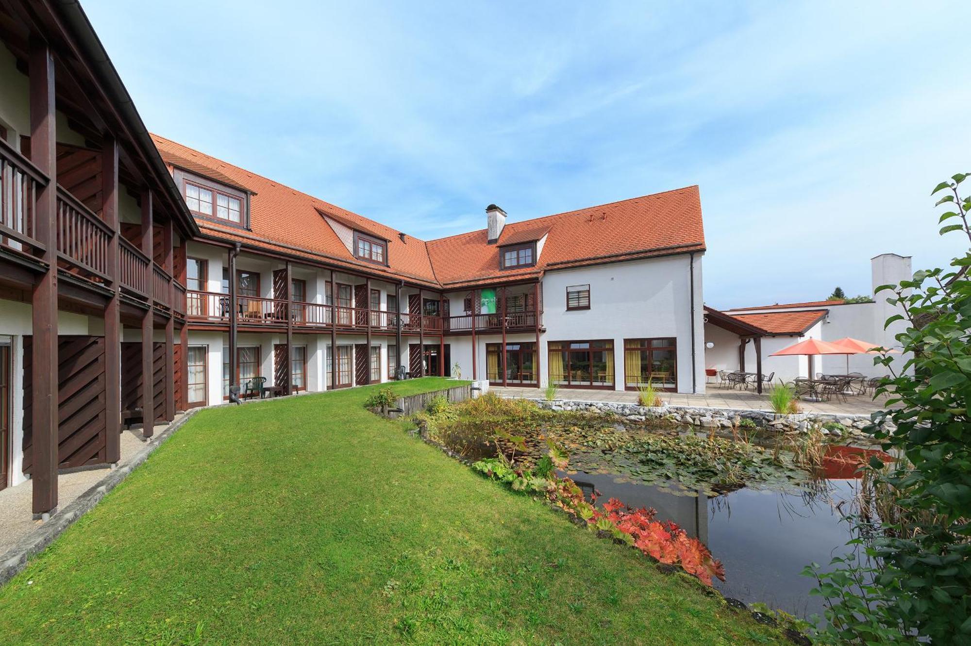 Hotel Garni Gaestehaus Am Muehlbach Ottobeuren Exterior foto
